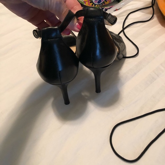 Nine west black heels - Picture 3 of 3